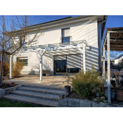 Holz-Terrassenüberdachung Holz-Terrassenüberdachung